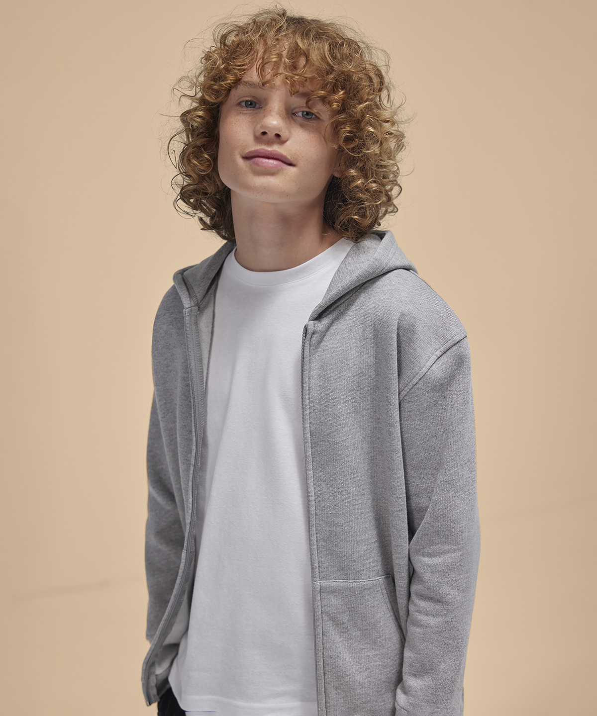 B432B_LS00_2025.jpg B&C ID.334 zip hoodie /kids