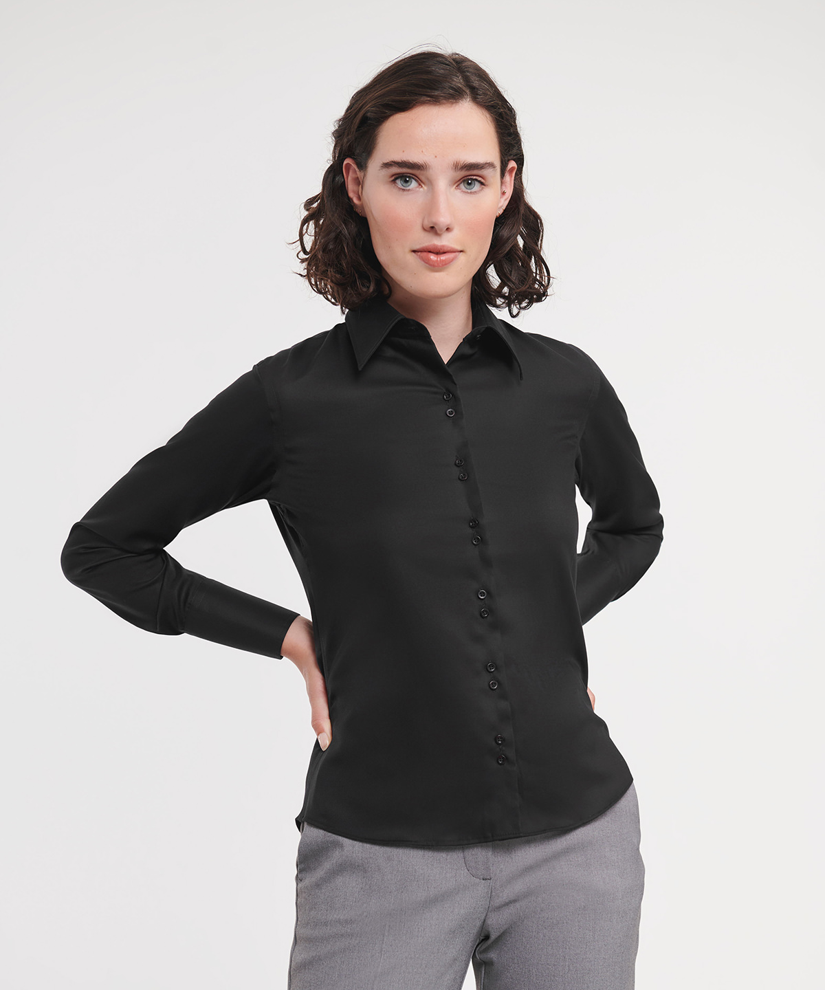 0R956F036_Model_04434 Women's long sleeve ultimate non-iron shirt