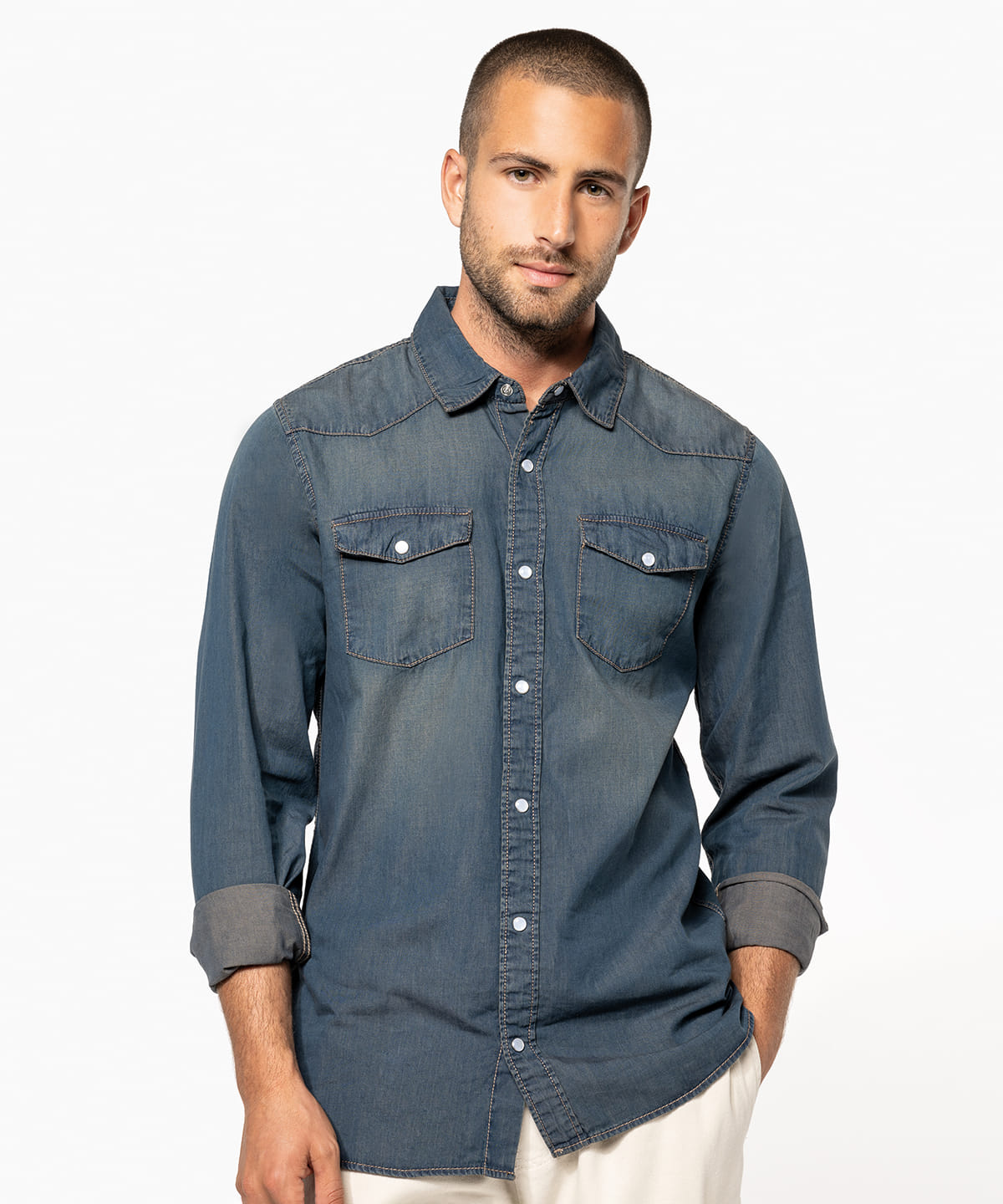 Men's long-sleeved denim shirt